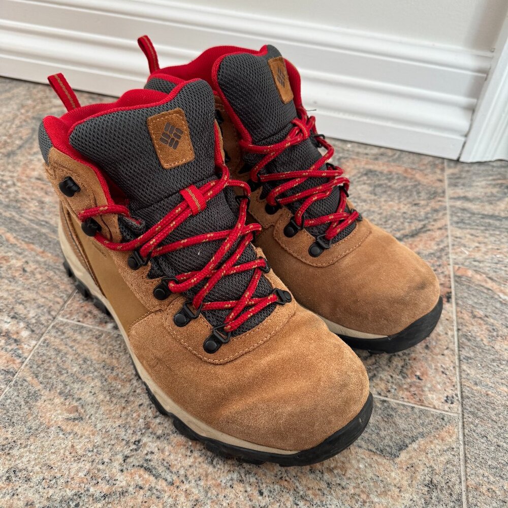 Columbia Newton Ridge Plus II - Men's size 9.5